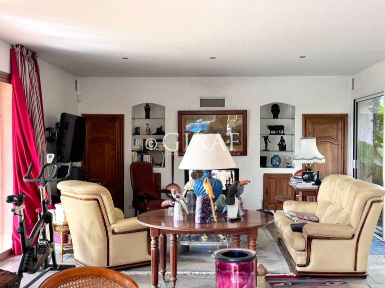 Villa La Colle-sur-Loup - 5 chambres - 276m²