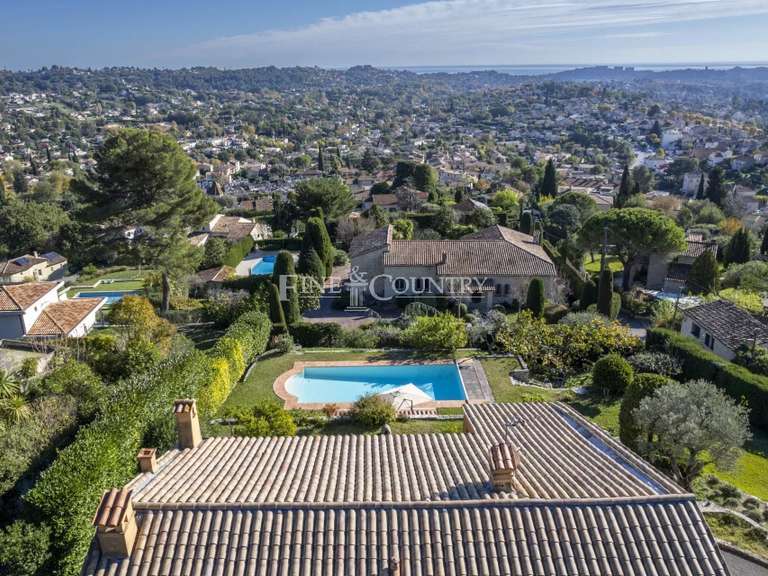 Villa La Colle-sur-Loup - 246m²
