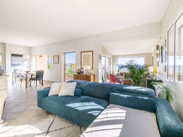 Villa La Colle-sur-Loup - 246m²
