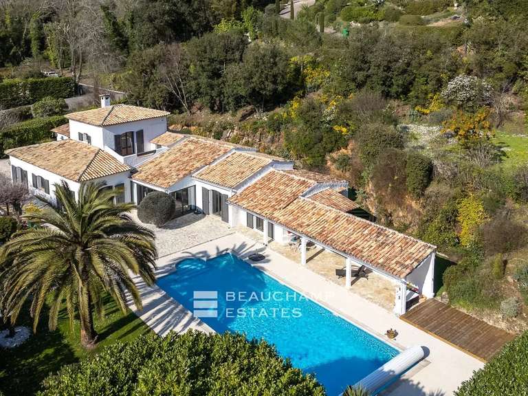Villa La Colle-sur-Loup - 4 bedrooms - 274m²