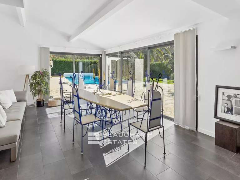 Villa La Colle-sur-Loup - 4 bedrooms - 274m²