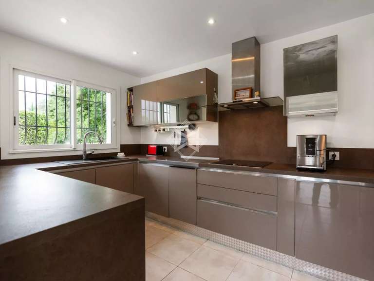 Villa La Colle-sur-Loup - 4 chambres - 179m²