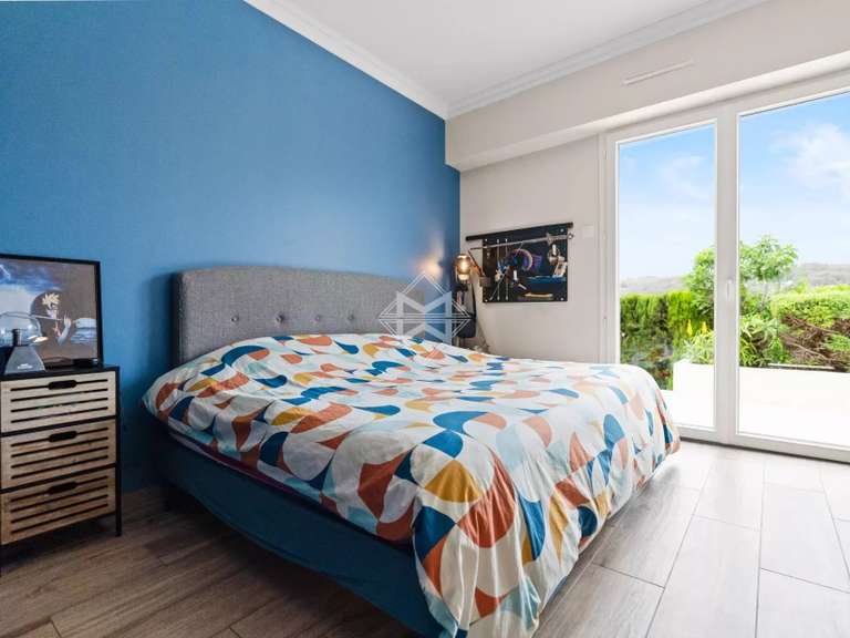 Villa La Colle-sur-Loup - 4 bedrooms - 170m²