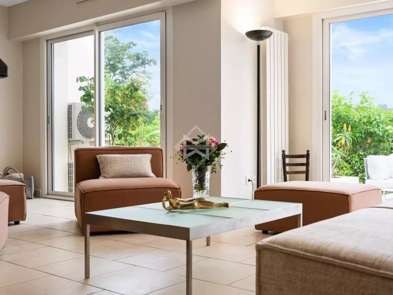 Villa La Colle-sur-Loup - 4 bedrooms - 170m²