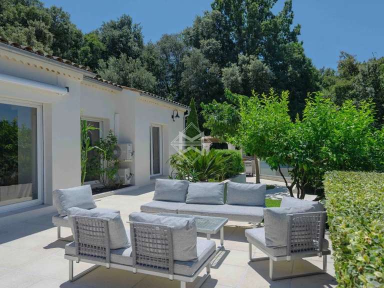 Villa La Colle-sur-Loup - 4 chambres - 179m²