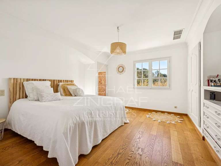 Villa La Colle-sur-Loup - 8 chambres - 397m²