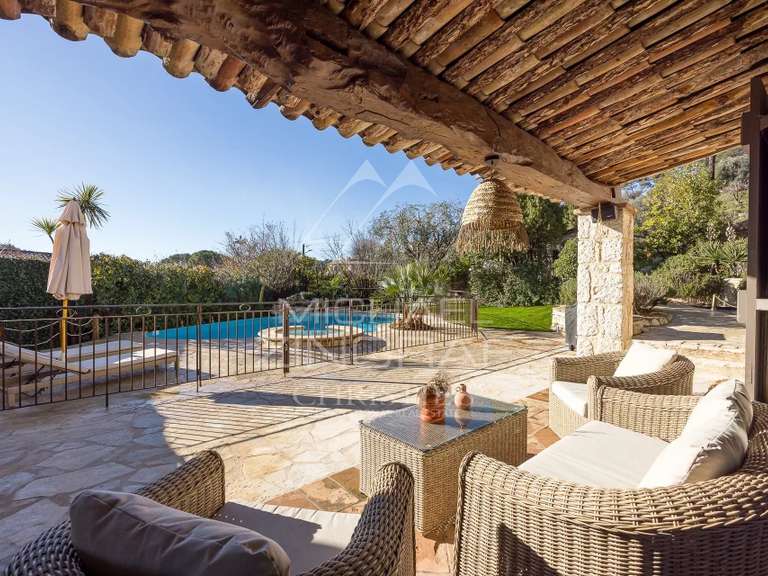 Villa La Colle-sur-Loup - 8 chambres - 397m²