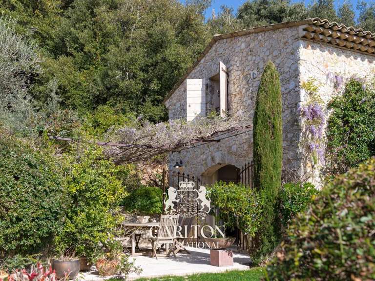 Villa La Colle-sur-Loup - 6 bedrooms - 364m²