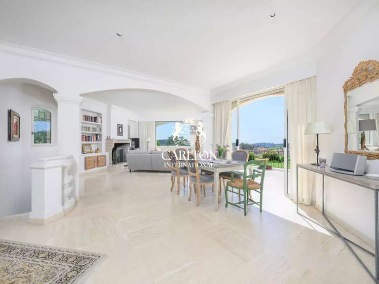 Villa La Colle-sur-Loup - 5 chambres - 328m²