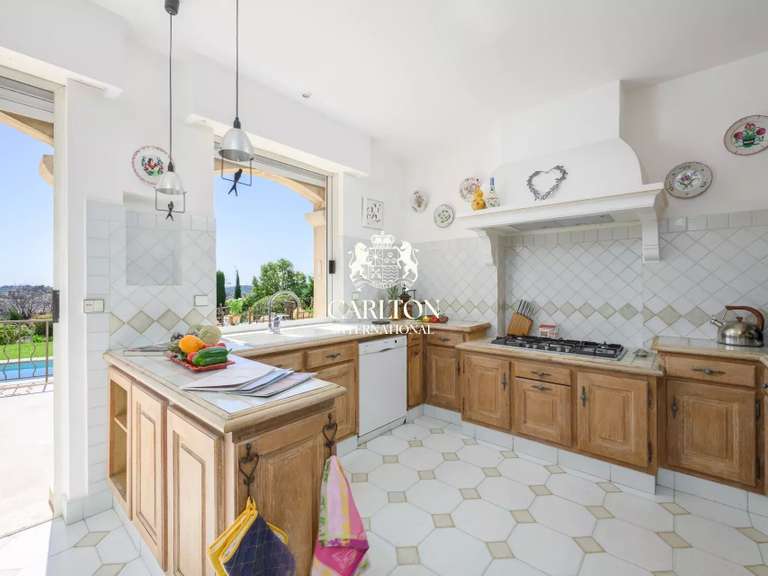 Villa La Colle-sur-Loup - 5 chambres - 328m²