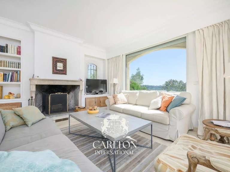Villa La Colle-sur-Loup - 5 bedrooms - 328m²