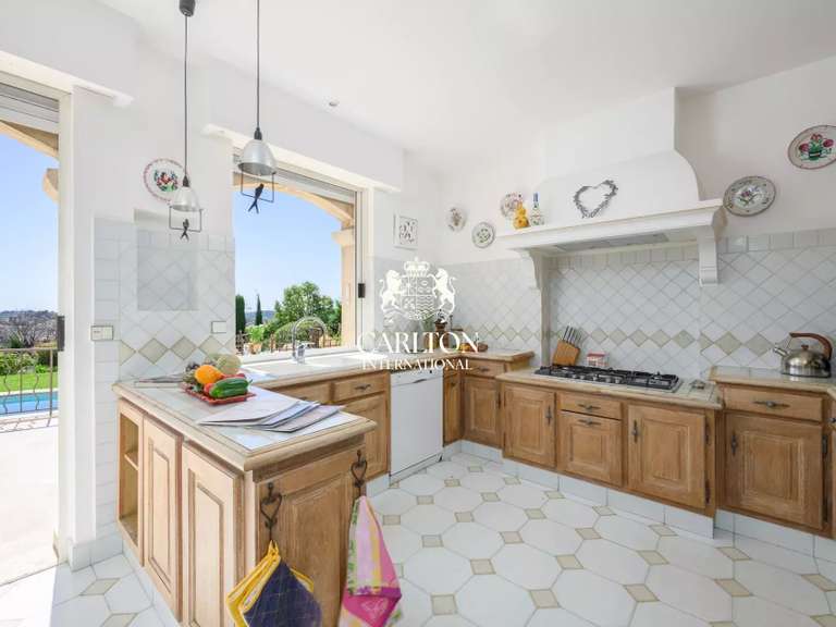 Villa La Colle-sur-Loup - 5 chambres - 328m²