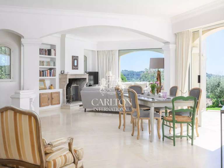 Villa La Colle-sur-Loup - 5 bedrooms - 328m²