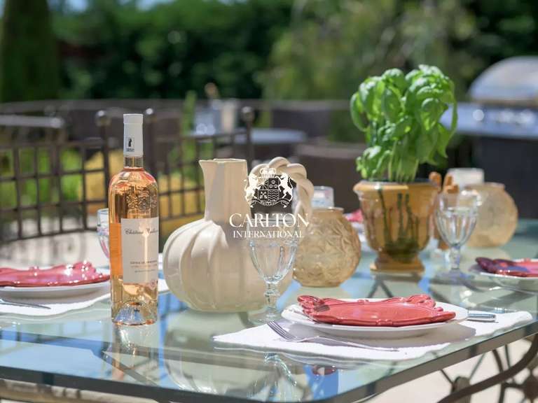 Villa La Colle-sur-Loup - 5 chambres - 328m²