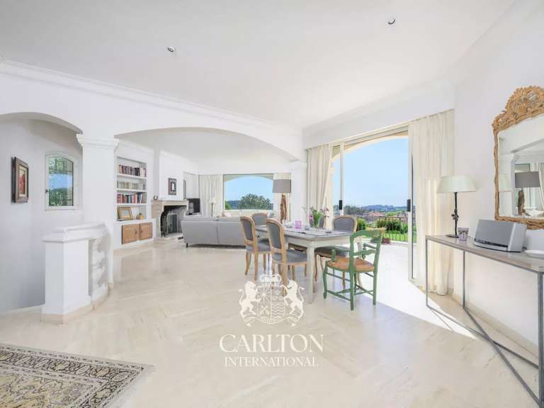Villa La Colle-sur-Loup - 5 bedrooms - 328m²