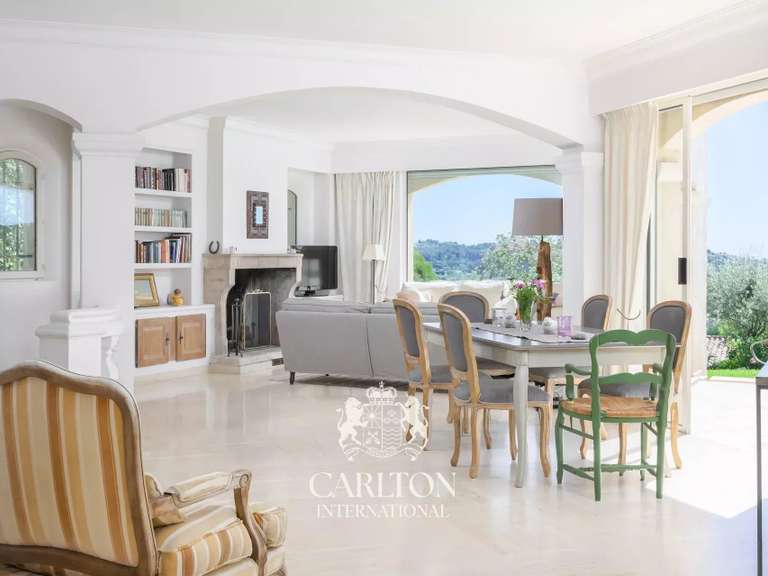 Villa La Colle-sur-Loup - 5 bedrooms - 328m²