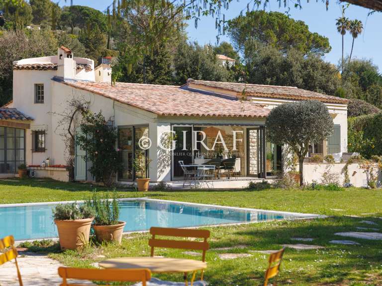 Villa La Colle-sur-Loup - 5 chambres - 239m²