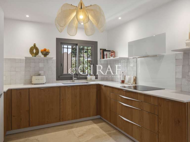 Villa La Colle-sur-Loup - 5 chambres - 239m²