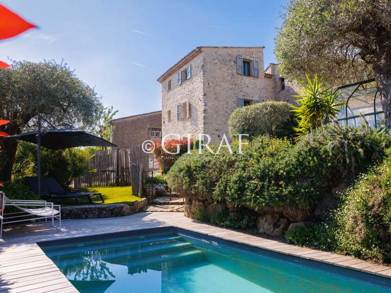 Villa La Colle-sur-Loup - 5 chambres - 287m²