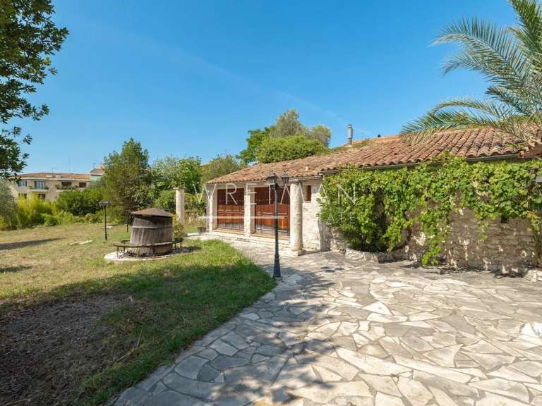 Villa La Colle-sur-Loup - 8 chambres - 521m²