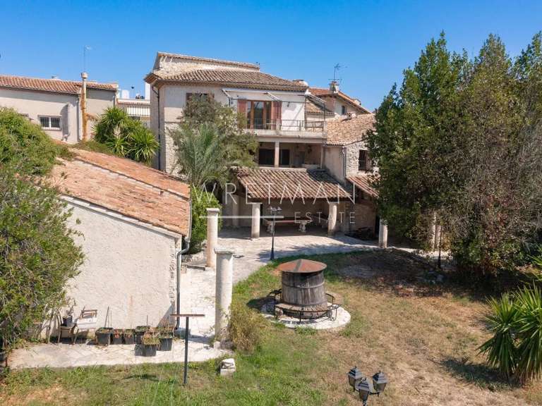 Villa La Colle-sur-Loup - 8 bedrooms - 521m²