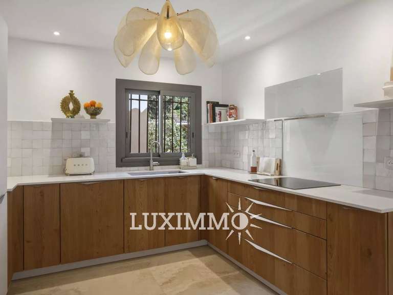 Villa La Colle-sur-Loup - 5 chambres - 239m²