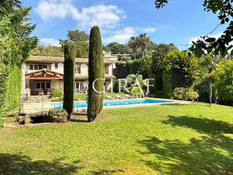 Villa La Colle-sur-Loup - 4 chambres - 234m²