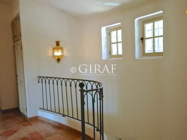 Villa La Colle-sur-Loup - 4 chambres - 234m²