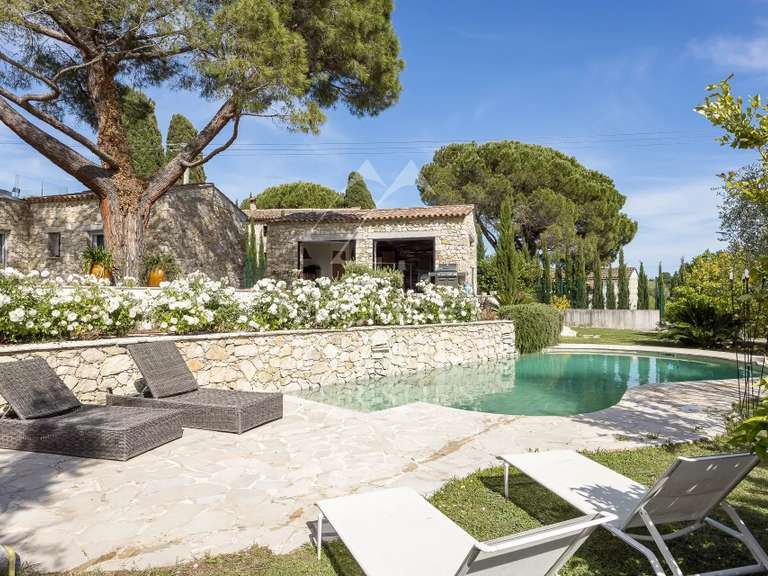 Villa La Colle-sur-Loup - 4 bedrooms - 238m²
