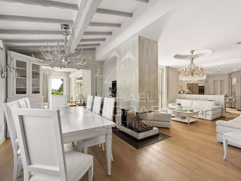 Villa La Colle-sur-Loup - 4 bedrooms - 238m²