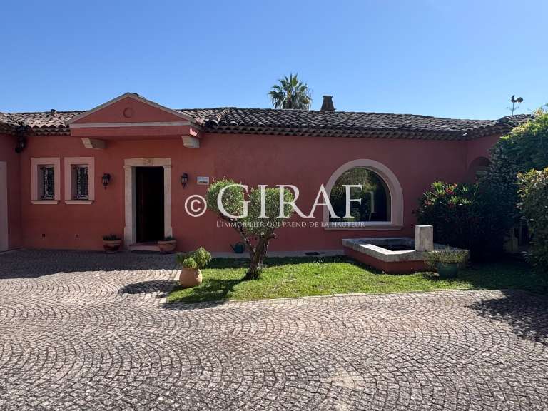 Villa La Colle-sur-Loup - 4 chambres - 165m²