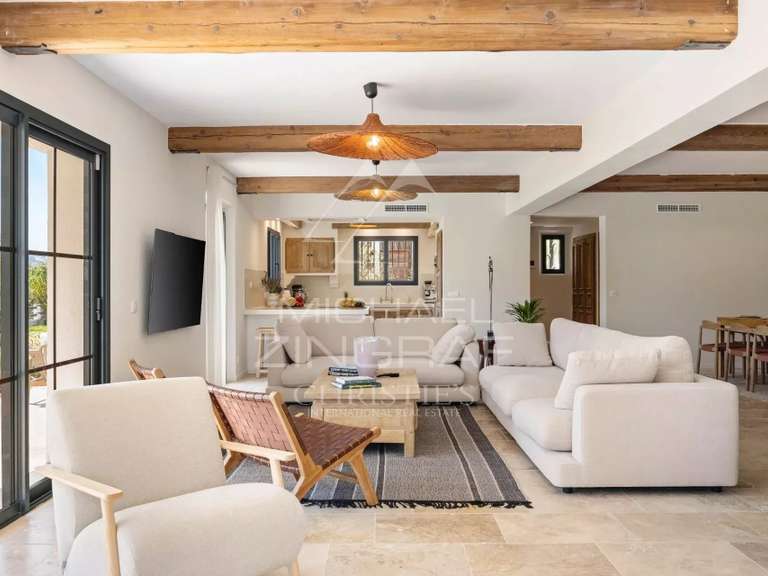 Villa La Colle-sur-Loup - 5 chambres - 205m²