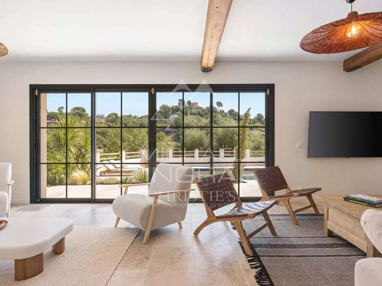 Villa La Colle-sur-Loup - 5 chambres - 205m²