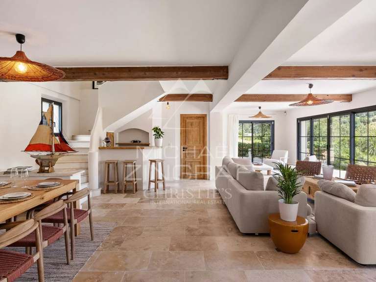Villa La Colle-sur-Loup - 5 chambres - 205m²