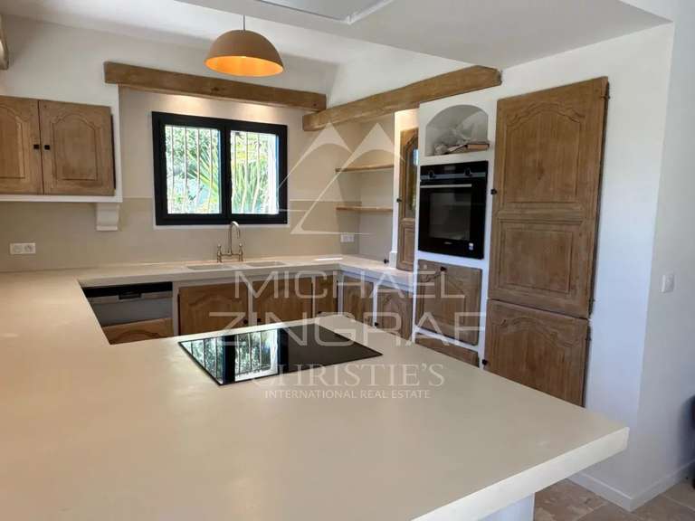Villa La Colle-sur-Loup - 5 chambres - 205m²