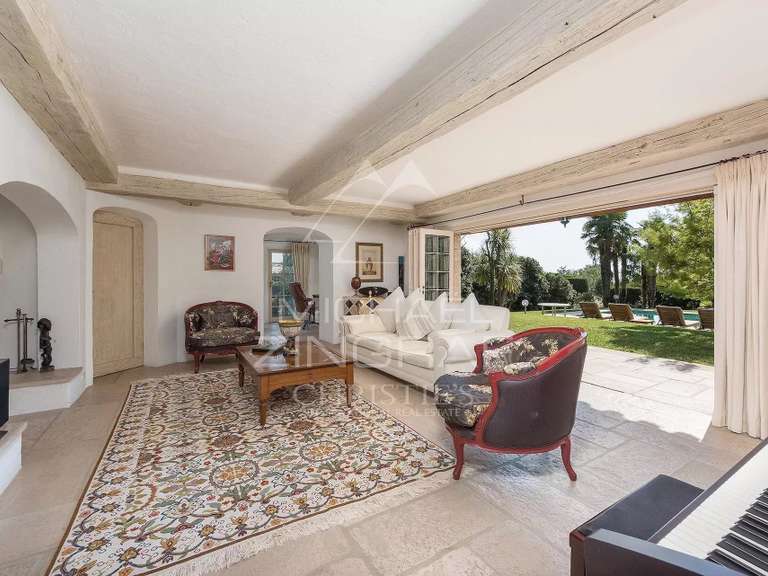 Villa La Colle-sur-Loup - 4 chambres - 240m²