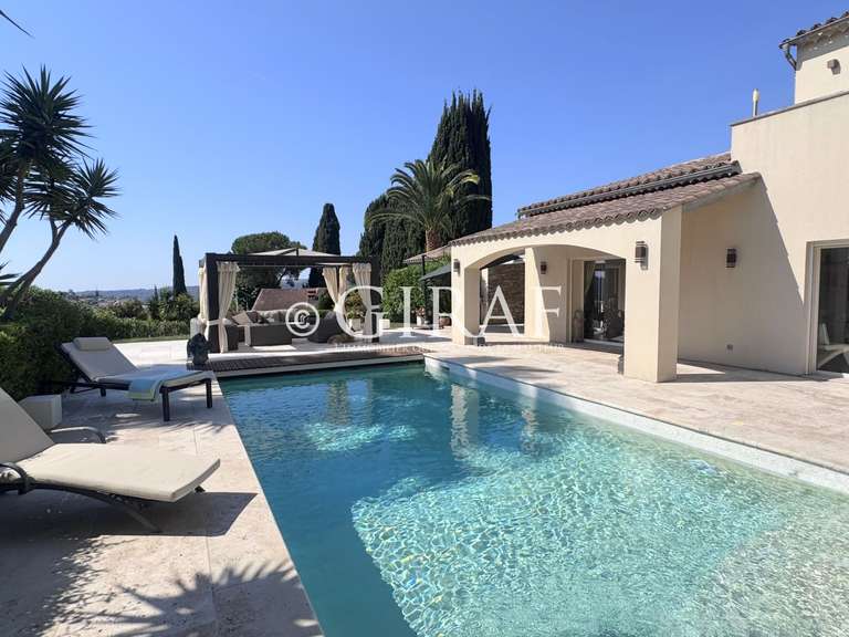 Villa La Colle-sur-Loup - 3 chambres - 180m²