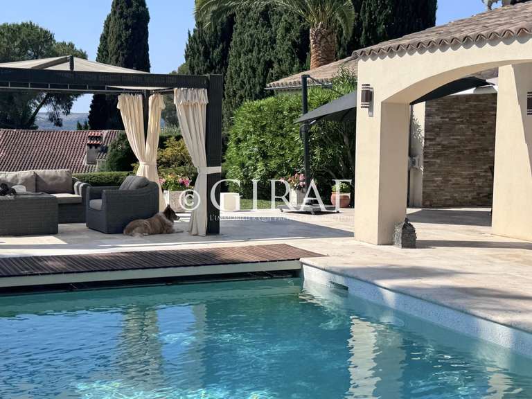Villa La Colle-sur-Loup - 3 chambres - 180m²