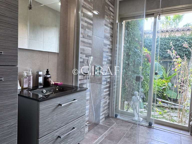 Villa La Colle-sur-Loup - 5 chambres - 276m²