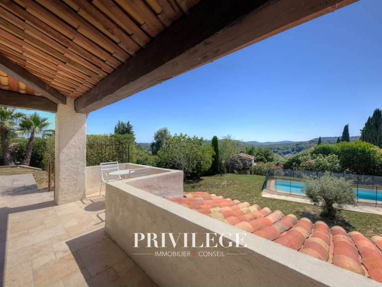 Villa La Colle-sur-Loup - 6 chambres - 200m²