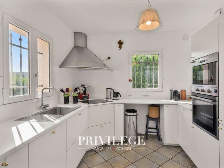 Villa La Colle-sur-Loup - 6 chambres - 200m²