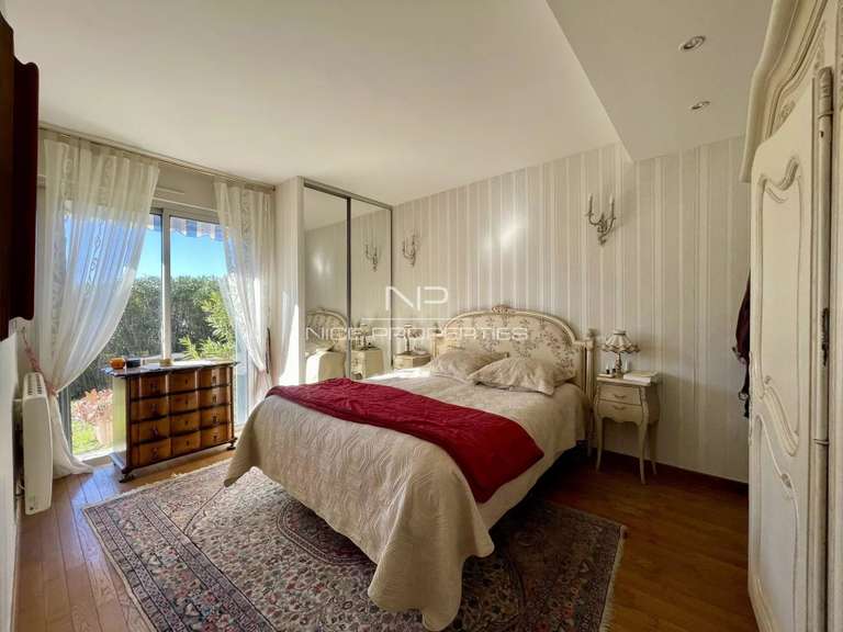 Villa La Colle-sur-Loup - 4 chambres - 250m²