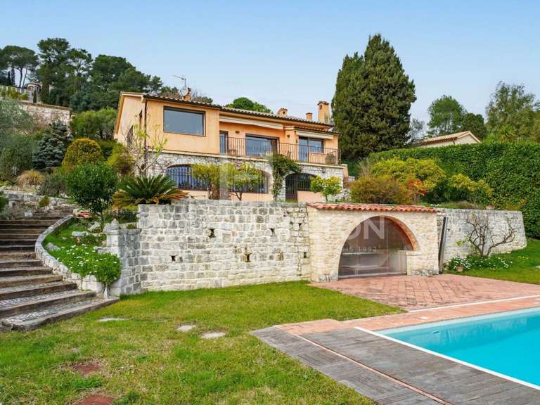 Villa La Colle-sur-Loup - 5 chambres - 200m²