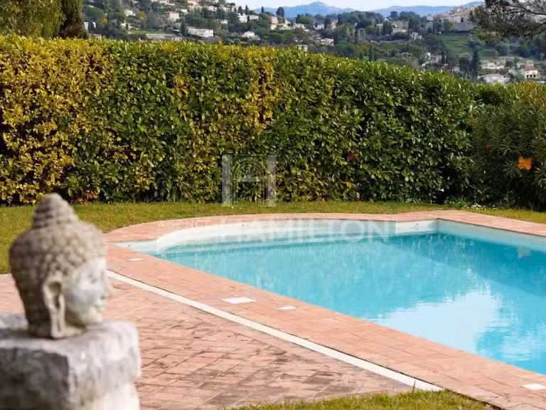 Villa La Colle-sur-Loup - 5 bedrooms - 200m²