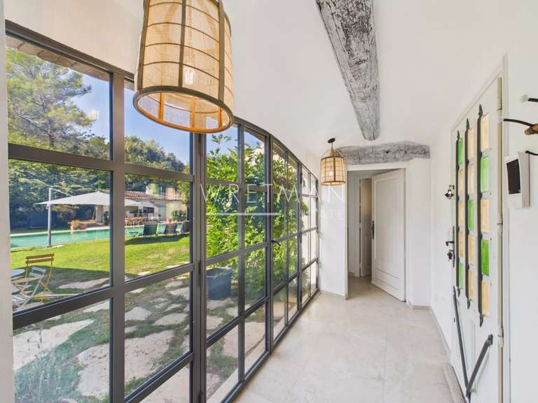 Villa La Colle-sur-Loup - 5 chambres - 190m²