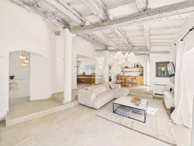 Villa La Colle-sur-Loup - 5 chambres - 190m²