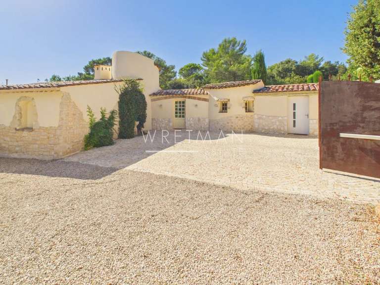 Villa La Colle-sur-Loup - 5 chambres - 190m²