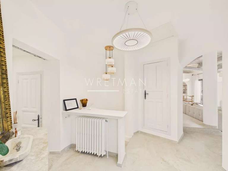 Villa La Colle-sur-Loup - 5 chambres - 190m²