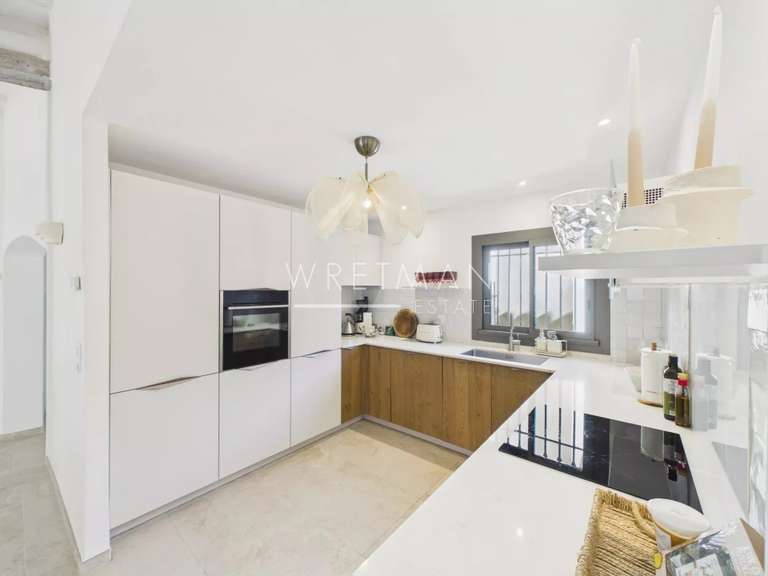 Villa La Colle-sur-Loup - 5 chambres - 190m²