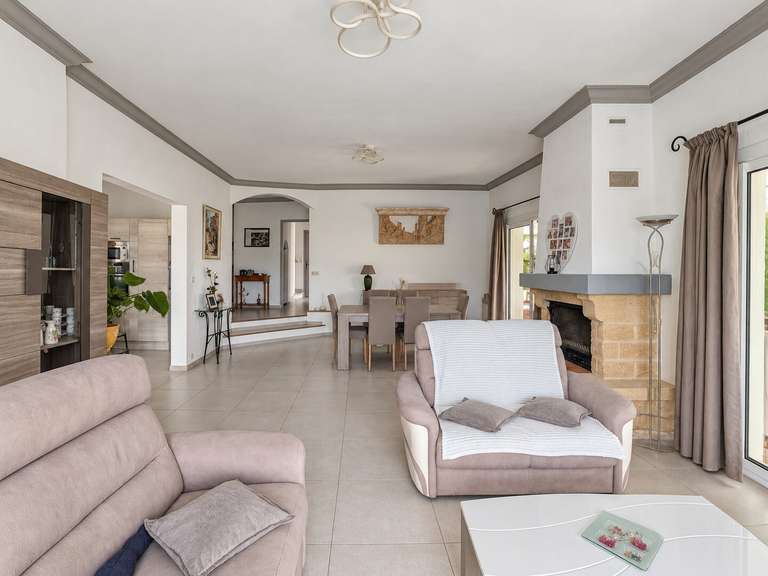 Villa La Colle-sur-Loup - 4 chambres - 172m²